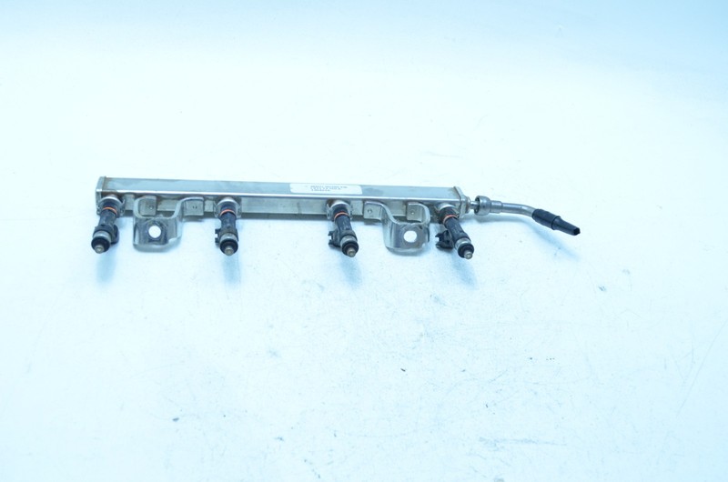17-20 FORD FUSION 2.0L ENGINE FUEL RAIL W INJECTORS OEM
