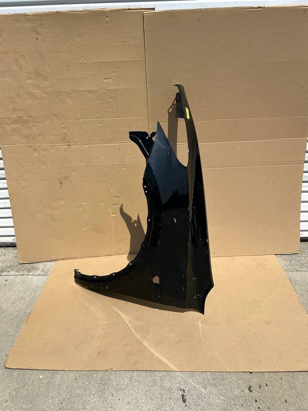 ✅2017-2024 Tesla Model Y Front Left Passenger Side Fender w/dent and scratches