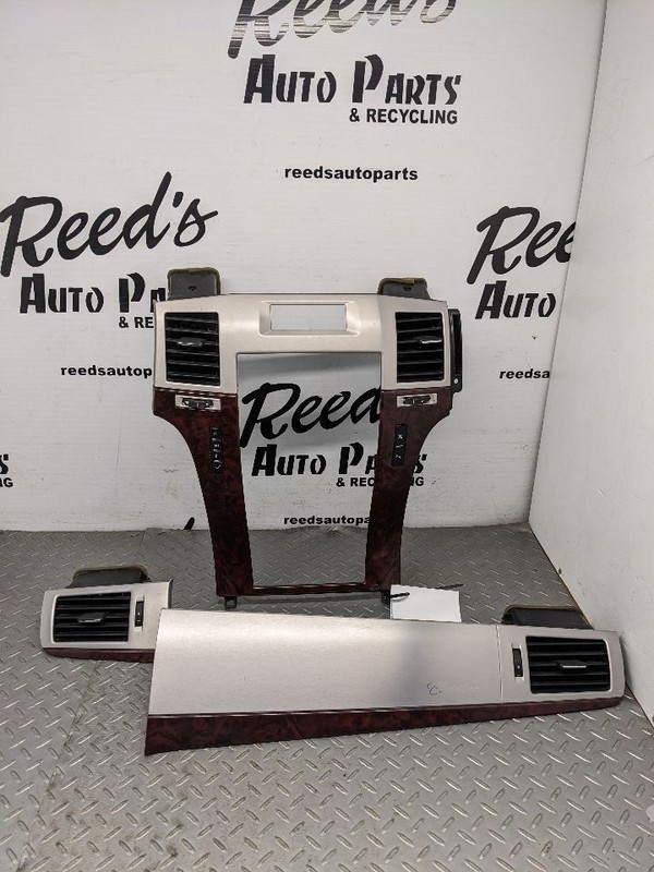 2007-2014 Cadillac EscaladeCenter Dash Trims Radio Bezel Vent1164873
