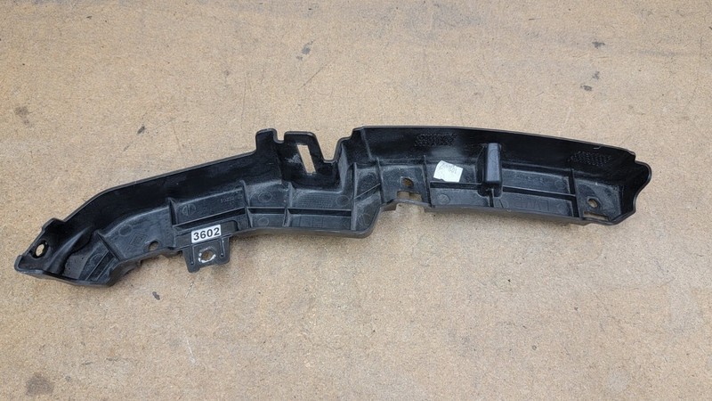 20212022 2023 Chevrolet Suburban Tahoe Rear Bumper Left LH Bracket Cover OEM *