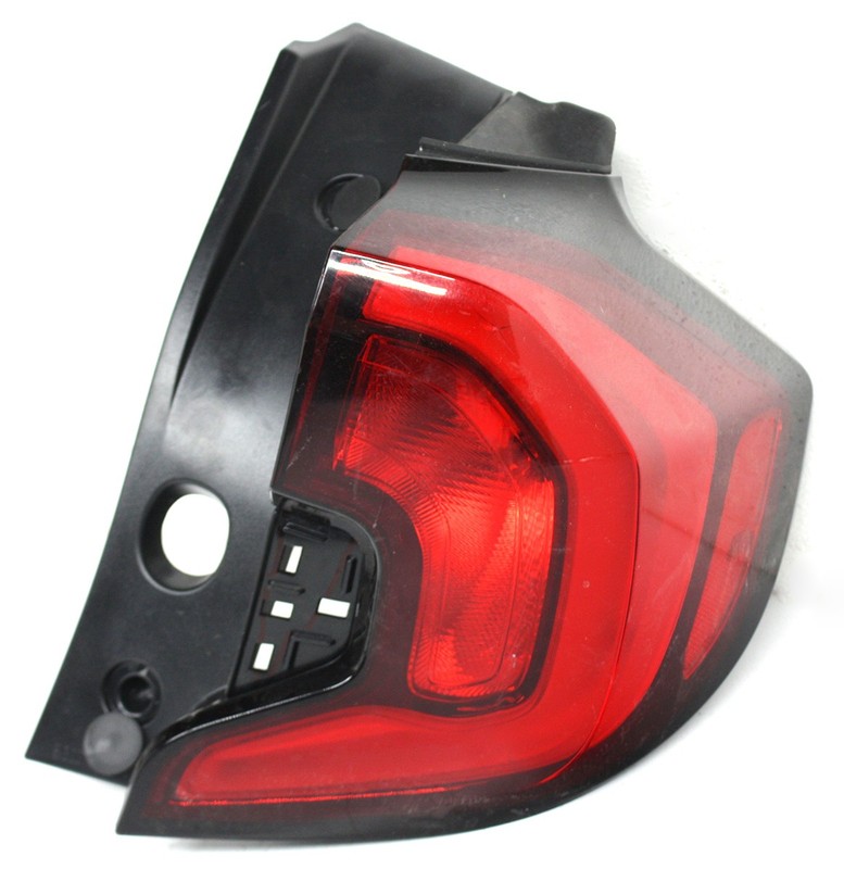 OEM Right Passenger Side Halogen Tail Lamp For GMC Terrain SL, SLE, SLT 84379498