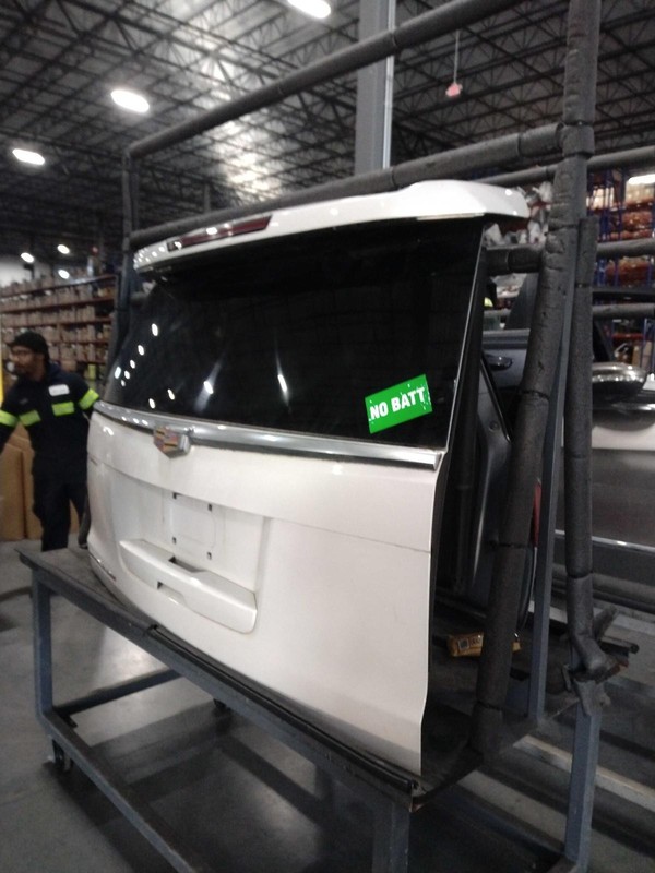 Used Deck Lid fits: 2016 Cadillac Escalade privacy tint glass opt AKO Grade A