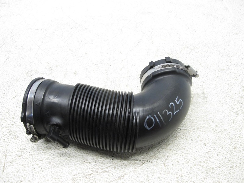 17-20 AUDI B9 A4 QUATTRO & FWD 2.0 AIR INTAKE HOSE TUBE PIPE OEM 011325