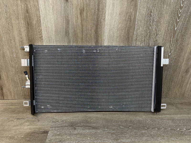 2020-25 GMC ACADIA2.0LAC CONDENSORASSY OEM PART # 86532093