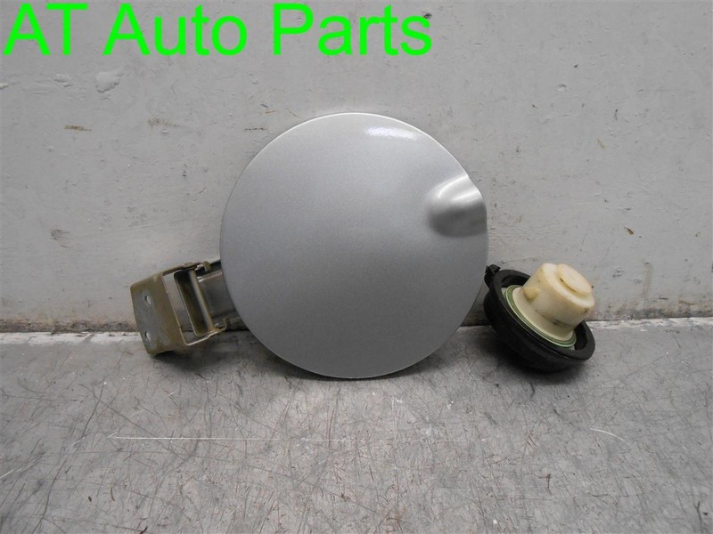 05 06 07 08 09 CHEVROLET EQUINOX FUEL FILLER DOOR LID SILVER OEM 15811986