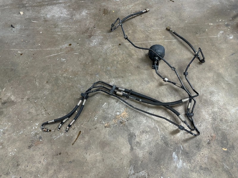 00-06 Mercedes CL500 C215 - HYDRAULIC SUSPENSION LINE HOSE W/ AIR RESERVOIR OEM