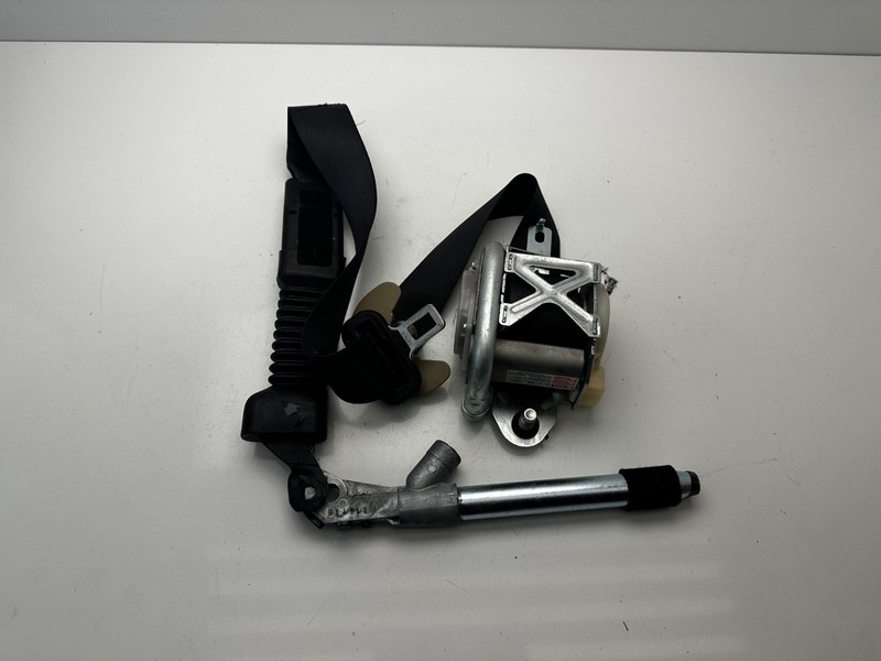2012 2015 KIA OPTIMA FRONT LEFT SEAT BELT RETRACTOR 888314C000VA OEM 242108