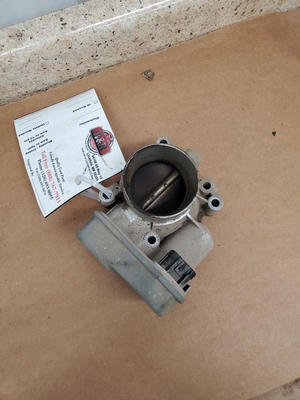 Throttle Body Throttle Valve Assembly 2.2L Fits 02-07 VUE 289567