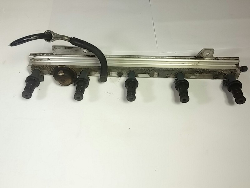 Volvo Green Fuel Injectors 9202100, filter, Rail, 9186836: S70 V70 XC70 S60 S80