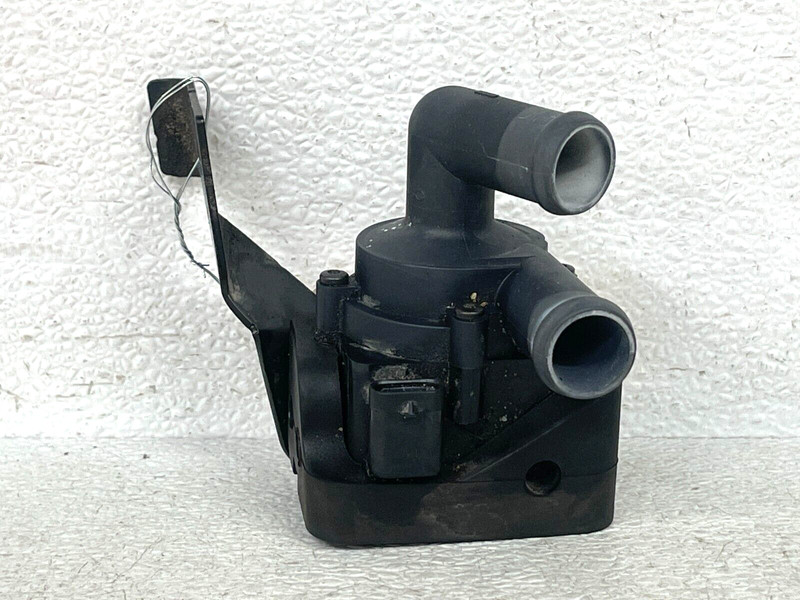 ⭐2012-2018 BMW 6-SERIES WATER CIRCULATION PARKING HEATER PUMP ASSY OEM LOT2402