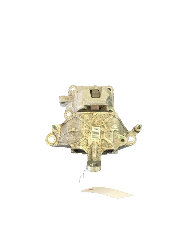 Used Oem Kia Left Driver Transmission Mount Bracket 2023-2025 Sportage 2.5L AWD