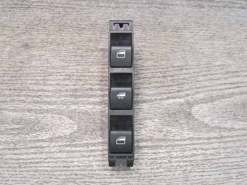 2001-2006 BMW E46 M3 CONVERTIBLE LEFT MASTER POWER WINDOW CONTROL SWITCH