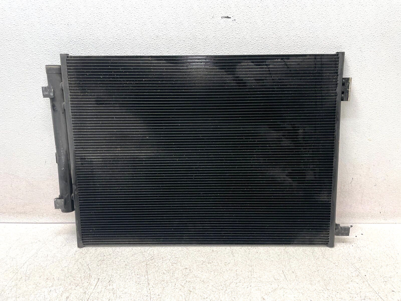 14 15 16 17 Maserati Quattroporte S AC Air Conditioning Condenser 3.0L 1359 OEM