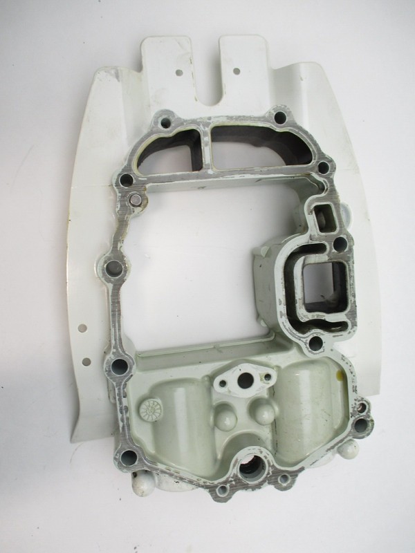 5032795 5032242 Johnson Exhaust Adaptor Engine Holder 40 HP 4-Stroke 3 Cylinder
