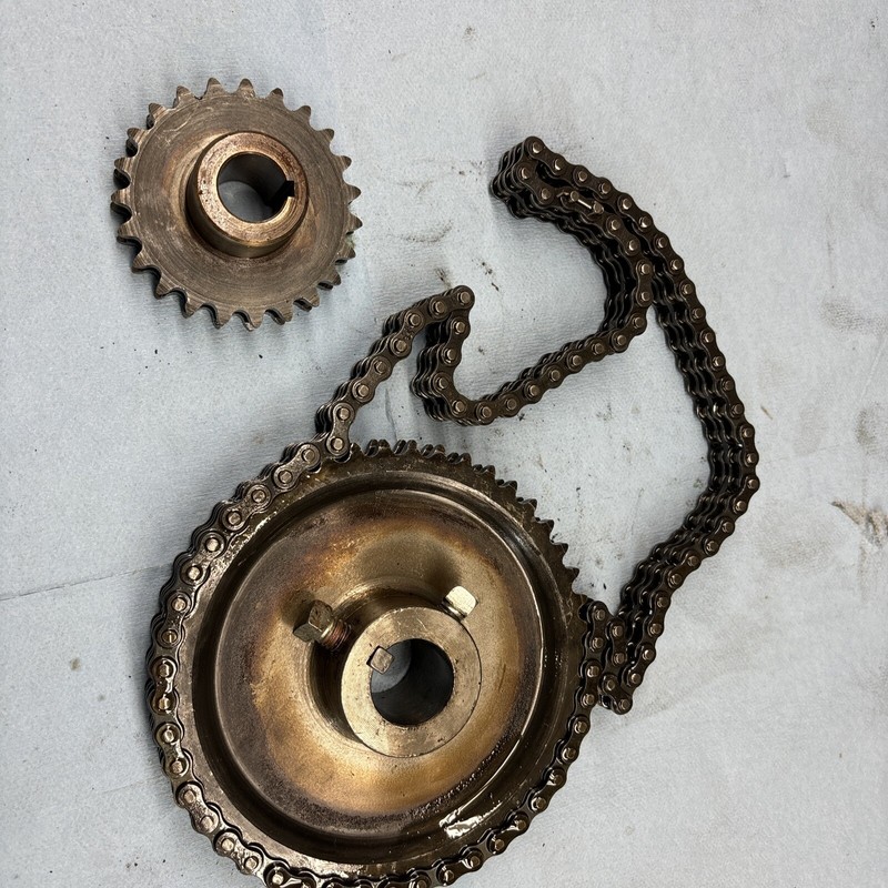 1970’s SKI-WHIZ Vintage Snowmobile 500SST Chain Case Sprockets, And Chain Good