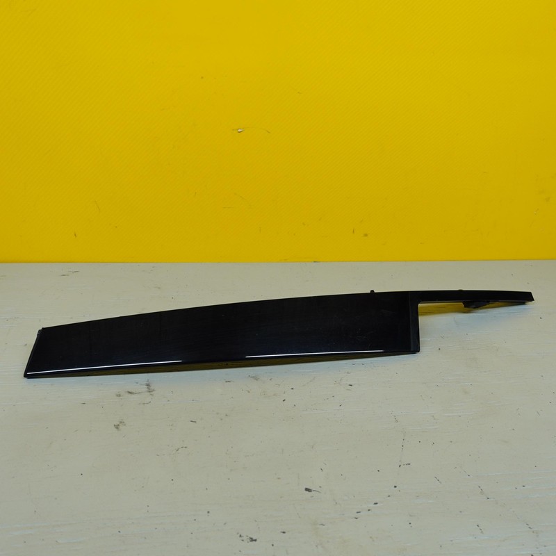 2015-2019 LEXUS RC350 FRONT RIGHT DOOR APPLIQUE OEM