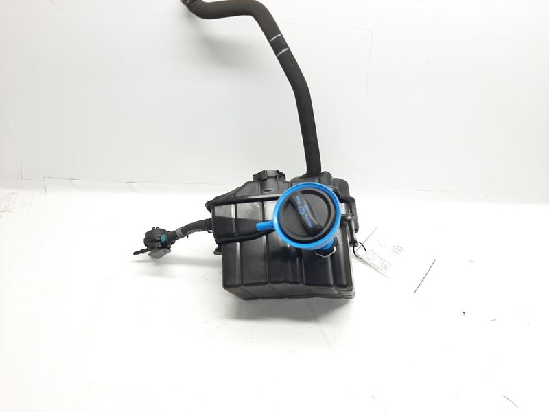Porsche Boxster Cayman 718 Radiator Coolant Tank Reservoir 982121407C