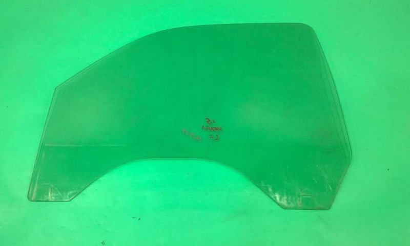 99-06 SIERRA SILVERADO 1500 2500 DRIVER LEFT FRONT WINDOW DOOR GLASS OEM 3625-17