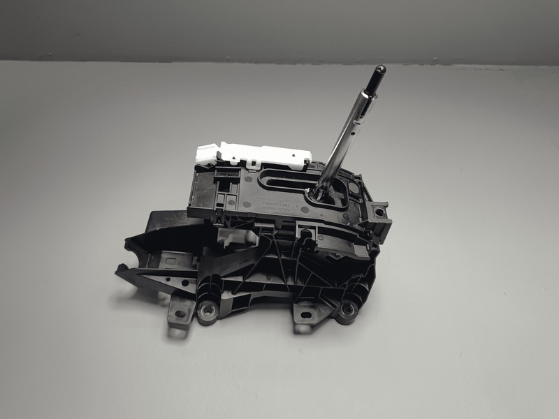 2018-2022 Toyota C-HR Automatic Transmission Gear Shifter Lever Assembly OEM
