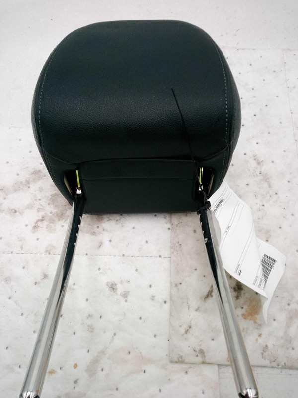 2020 BMW X3 Headrest BLUE Used OEM Part 1640388, 79000 Miles, 4DR