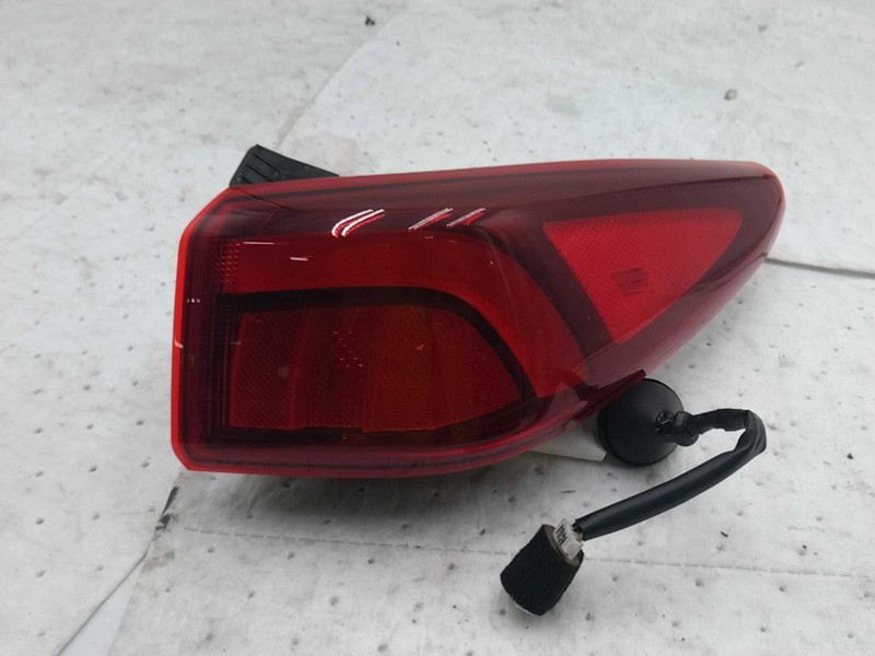 2022 Hyundai KONA Right Tail Light Assembly Grey OEM 737345 Used 44K Miles