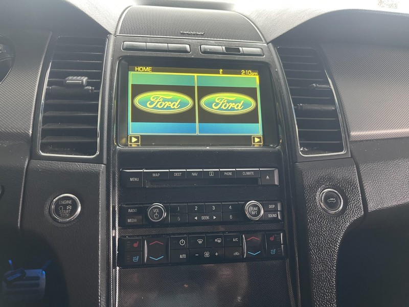 2010 2011 Ford Taurus SHO Navigation Screen Complete With Bezel Climate Control