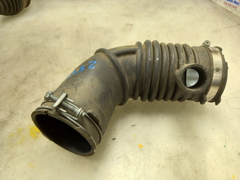 18 LEXUS NX300 2.4L AIR INTAKE HOSE 17880-36120