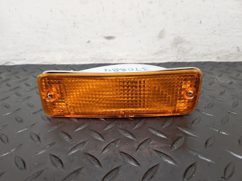 90-91 Toyota 4Runner Left Driver Turn Signal Bumper Mounted OEM 81510-89134