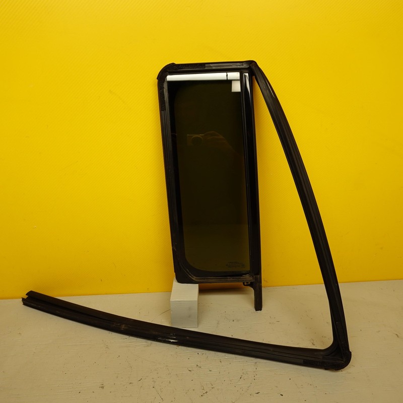 2022-2025 JEEP GRAND WAGONEER REAR RIGHT DOOR GLASS WEATHER STRIP TINT