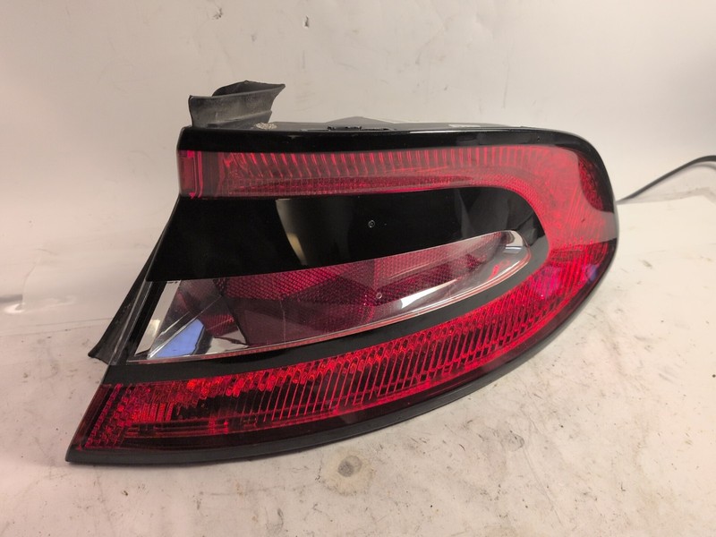 2013-16 DODGE DART Tail Light Assembly Right PASSENGER SIDE RH OEM