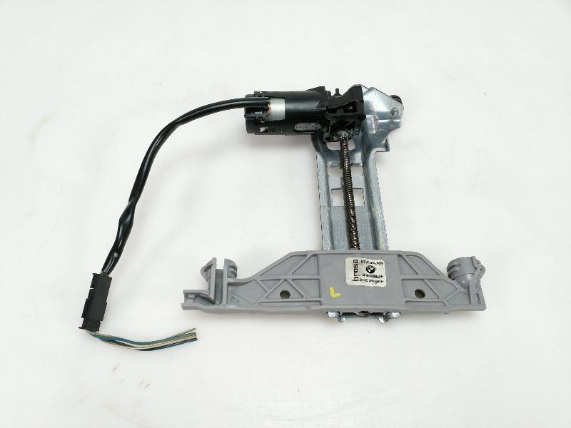 2008 BMW 528i 535i 528xi E60 E61 Front Left Driver Seat Headrest Drive Actuator