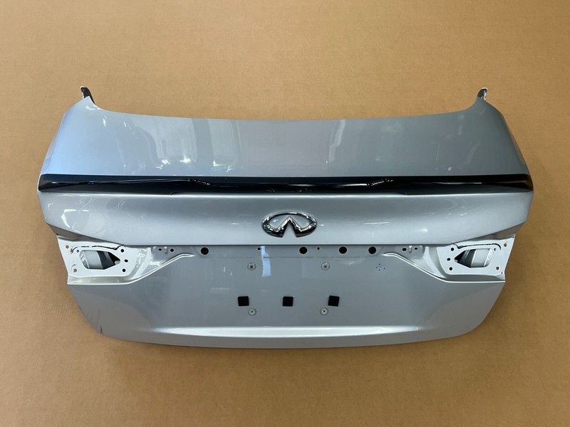 ⭐2018-2020 INFINITI Q50 REAR TRUNK TAILGATE DECK LID PANEL SILVER OEM LOT2545