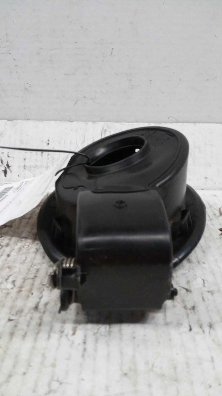 2018 Buick Enclave Fuel Filler Door Black OEM Used 74000 Miles NJ25-21639-537893