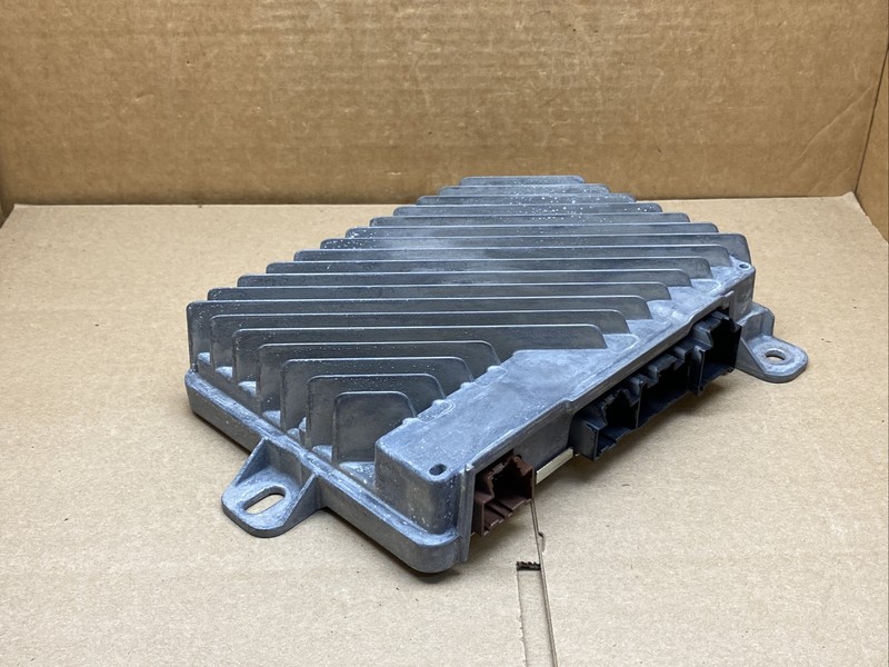 2013 -2014 Cadillac XTS Bose Am Fm Cd Player Radio Receiver Amplifier 22959410