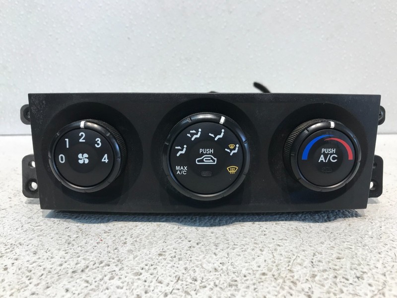 03-06 Kia Sorento Climate AC Heater Temperature Control OEM 97250-3E401