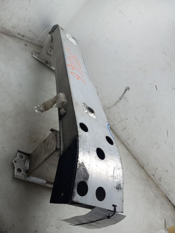 10-17 LEXUS LS460 FRONT UPPER BUMPER REINFORCEMENT