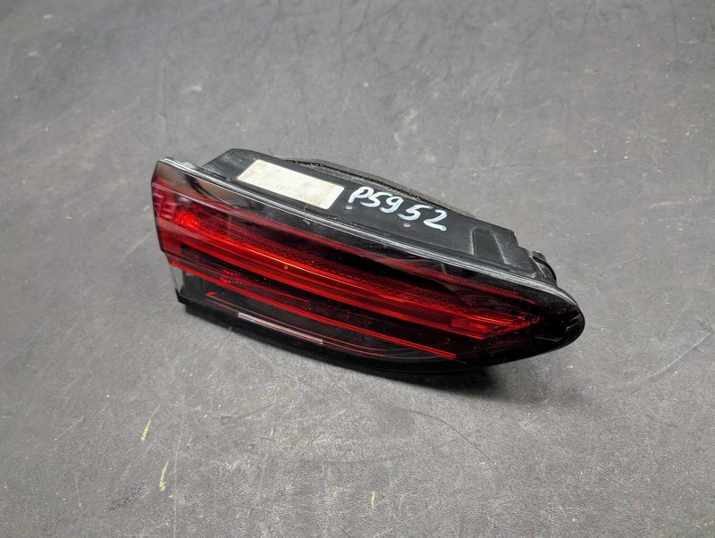 Left Inner Tail Light 2022 Buick Envision 85149114 2021 2023