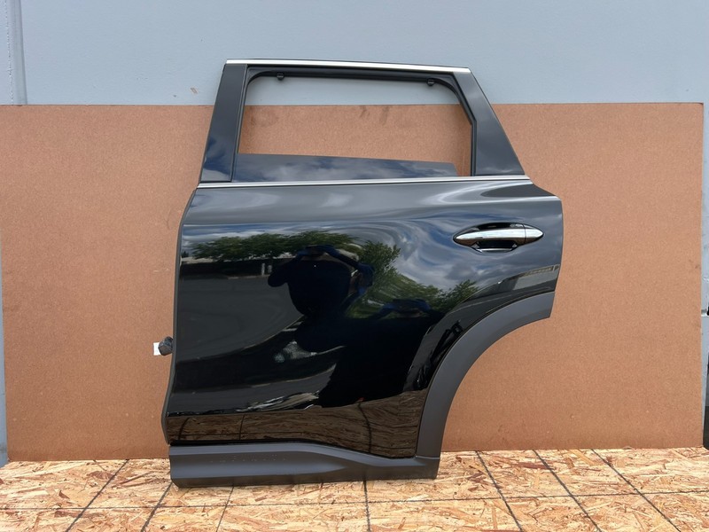 INFINITI QX60 2022-2026 OEM REAR LEFT DRIVER DOOR SHELL ASSEMBLY BLACK