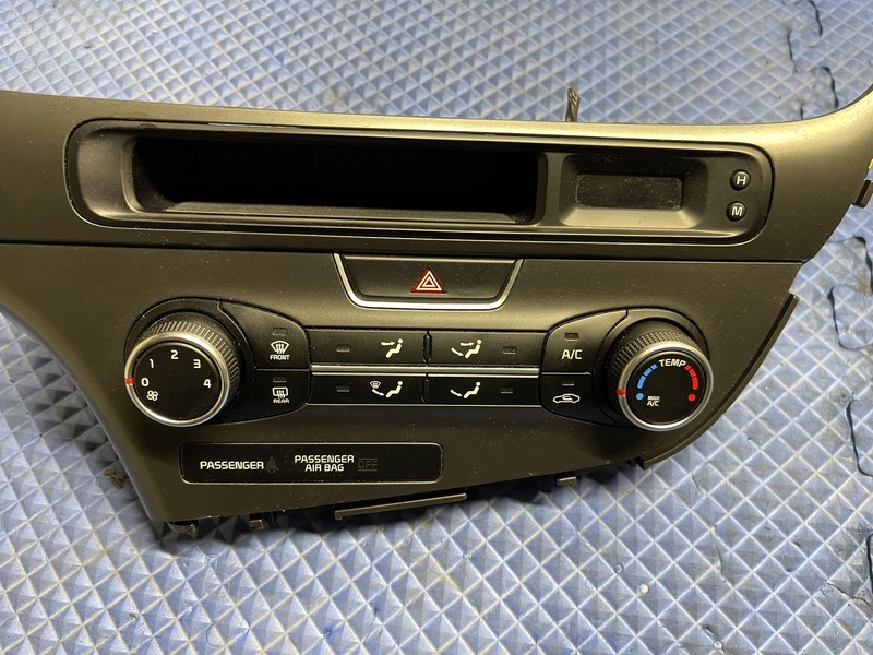 2014-2015 Kia Optima Manual Heater A/C Temperature Climate Control Module OEM