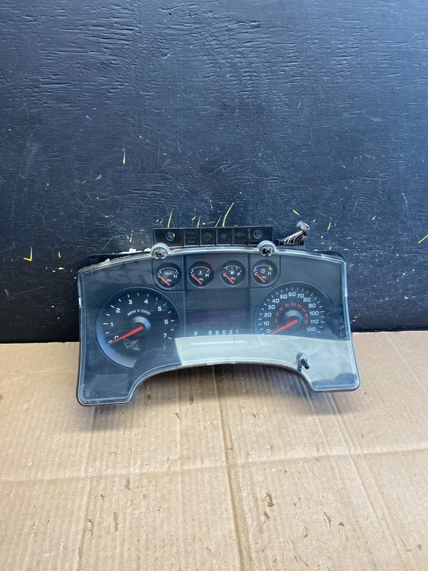 2009 Ford F150 Instrument Cluster Dash Speedometer Gauge OEM AA8034 DG