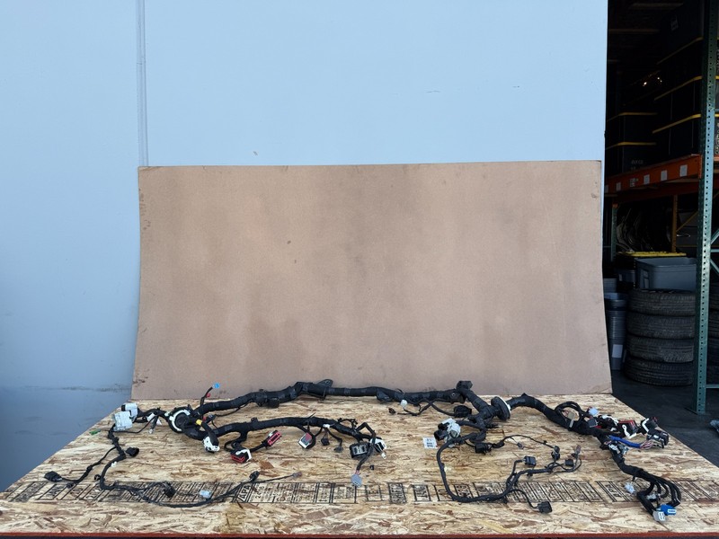 RIVIAN R1S 22-24 OEM FRONT FIREWALL ENGINE BAY WIRE WIRING HARNESS PT00521772B