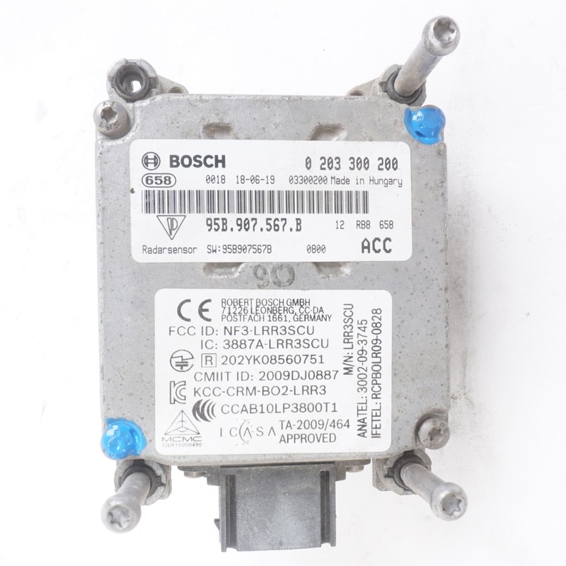 2015 - 2018 Porsche Macan Front Driver Assist Blind Spot Radar Sensor Module