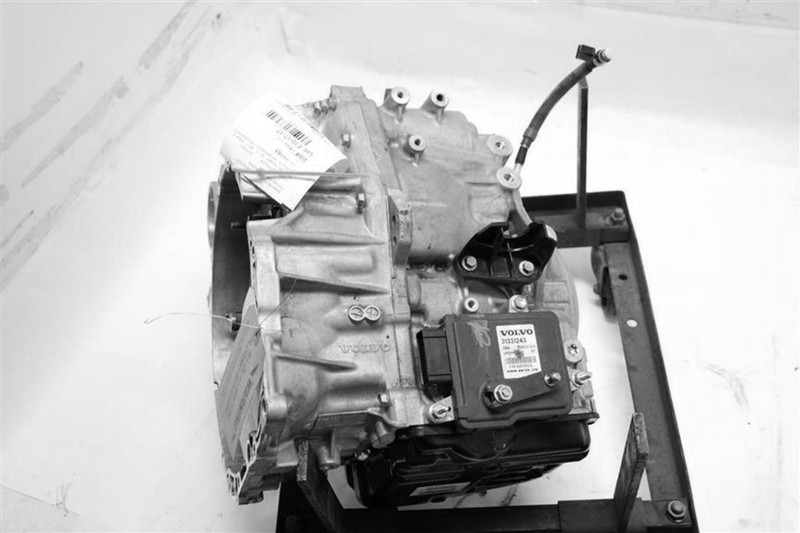 2015 VOLVO S60 Automatic Transmission Assembly OEM 131K FWD Warranty