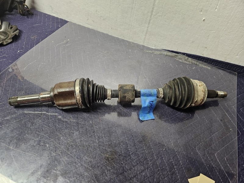 Front CV Axle Shaft Assembly Driver for Buick Encore 2015-2020 Chevy Trax 1.4L