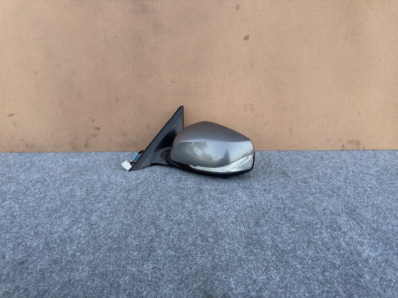 INFINITI Q50 2014-2024 OEM LEFT DRIVER DOOR MIRROR WITH CAMERA ASSEMBLY (GRAY)