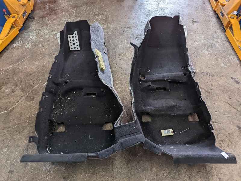 Front Floor Carpet Cover 2015 Lexus RC350 58510-24390-C1 58510-24390-C2 2016