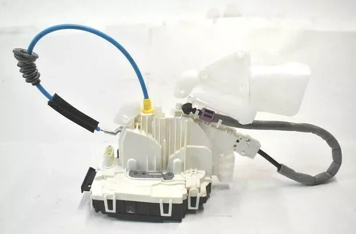 08-14 Mercedes W204 C300 C63 AMG E350 Front Right Door Lock Latch Actuator OEM