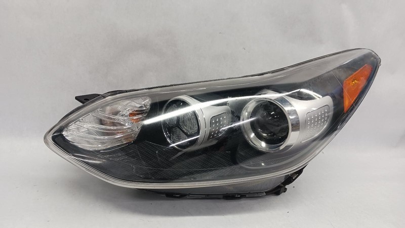 17-'22 KIA SPORTAGE Left driver headlight AWD halogen OEM Grade B