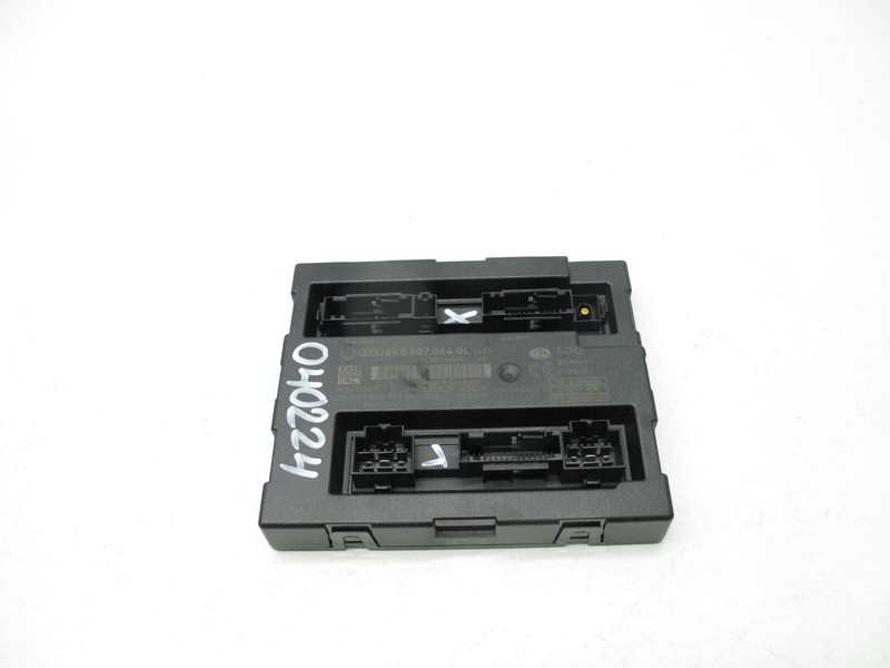 13-17 AUDI B8 A4 8T A5 S5 RS5 CONFORT BODY CONTROL MODULE BCM OEM 040224