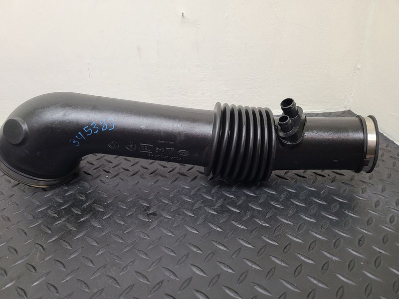 00-05 Ford Excursion 5.4L Air Cleaner Tube Only OEM YC3Z-9B659-AA